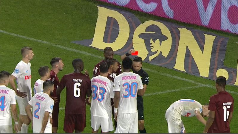 Aly Abeid și-a aflat pedeapsa, după ce l-a ”pocnit” peste față pe Șut la meciul CFR - FCSB. Toate deciziile Comisiei