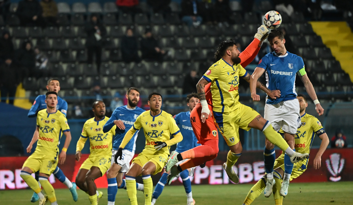 Farul - Petrolul 0-0, ACUM, pe Digi Sport 1. ”Marinarii”, 3 eșecuri la rând. ”Găzarii”, fără victorie din iulie