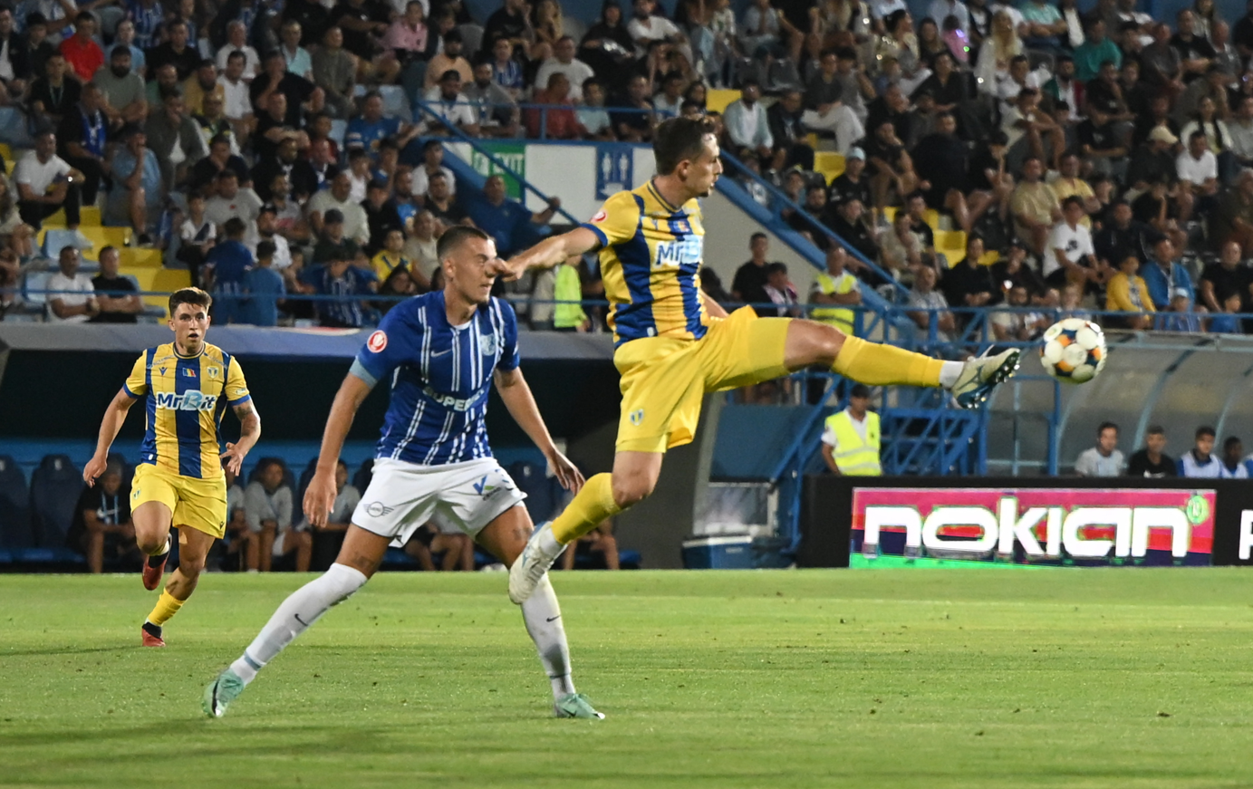 Imagine Stire Petrolul - Farul, LIVE VIDEO, 14:30, Digi Sport 1. Echipele de start. Duel tare în a doua jumătate a clasamentului | 2review.ro