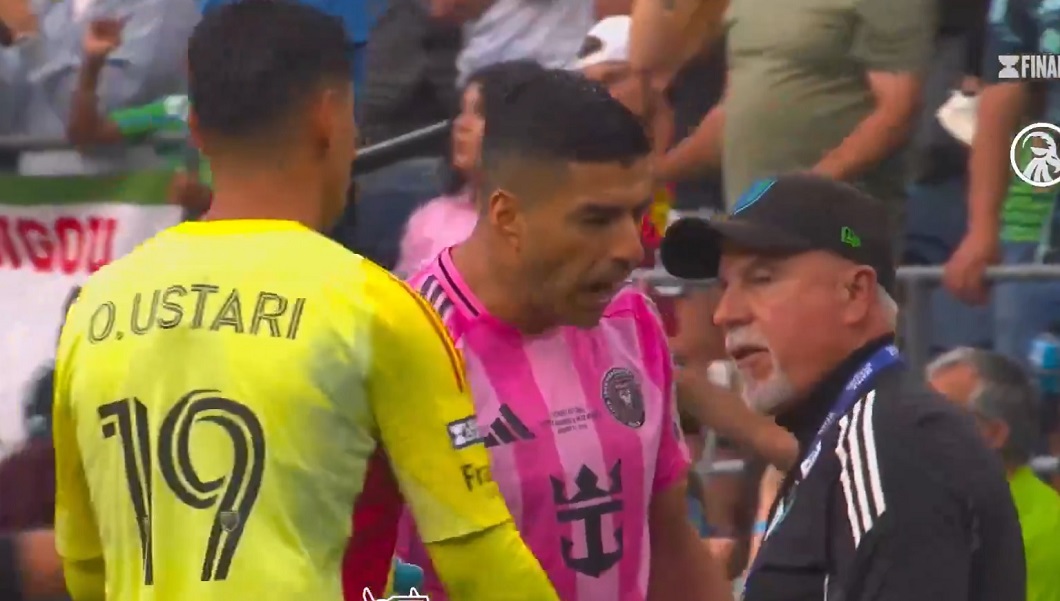 Decizia luată de Luis Suarez, după ce și-a scuipat un adversar în America