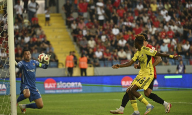 Genclerbirligi v Fenerbahce - Turkish Super Lig