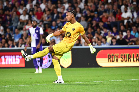 FOOT L1 2025 TOULOUSE-PSG (3-6)