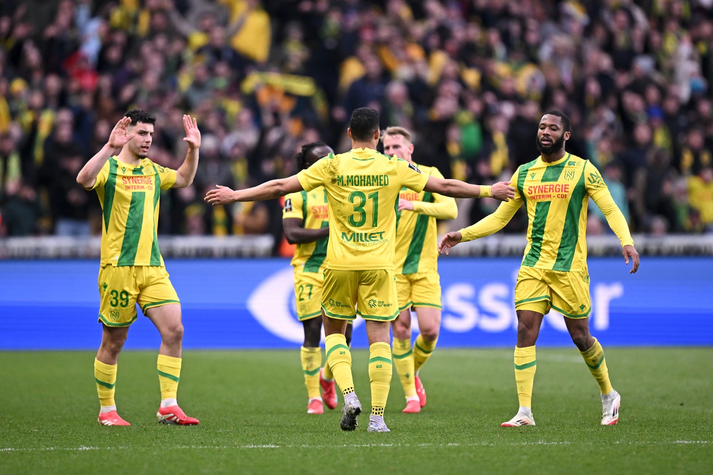 E gata! Fotbalistul cu 260 de meciuri în Ligue 1 a ajuns la Cluj și semnează cu CFR