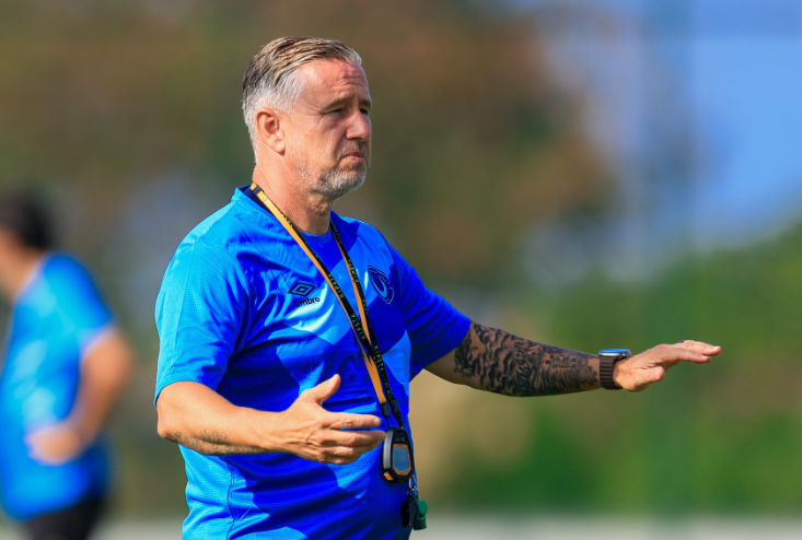 Laurențiu Reghecampf, la un pas de Liga Campionilor Africii! Rezultatul de care are nevoie