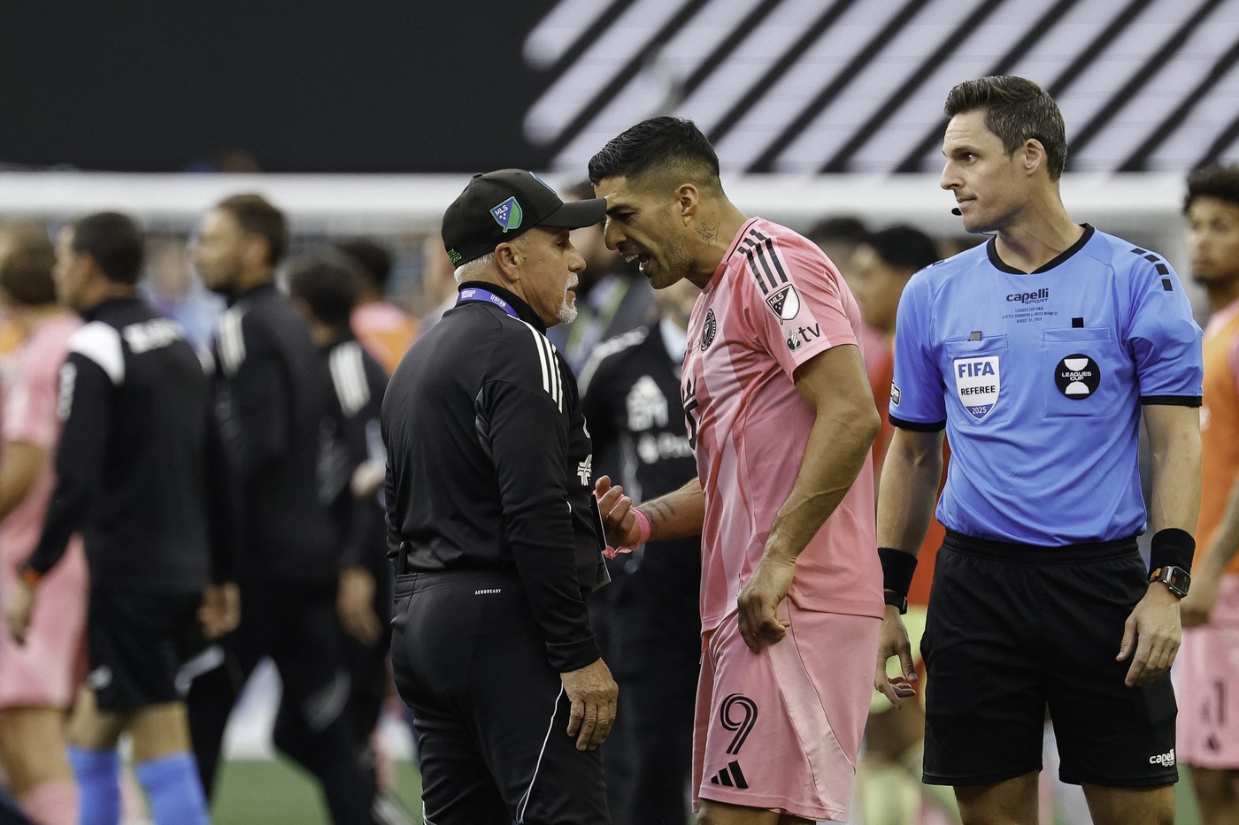 A venit "nota de plată" pentru Luis Suarez, după comportamentul oribil de la ultimul meci