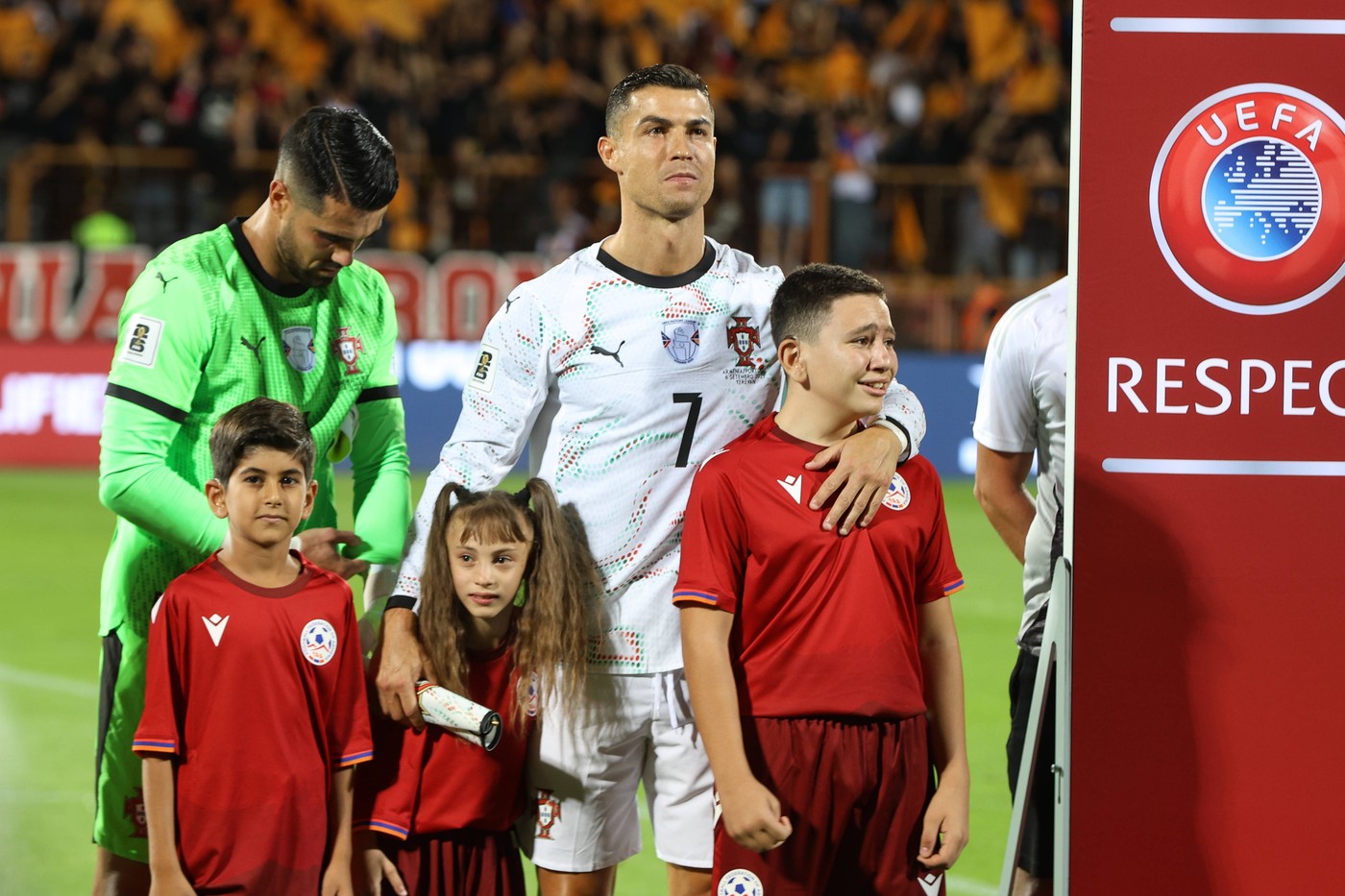 Cristiano Ronaldo, imaginile serii în preliminariile CM 2026: un copil a început să plângă lângă el