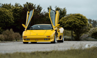 Lamborghini owned by Thomas Muster - former best tennis player on planet - being served up at auction for ÂŁ253,000