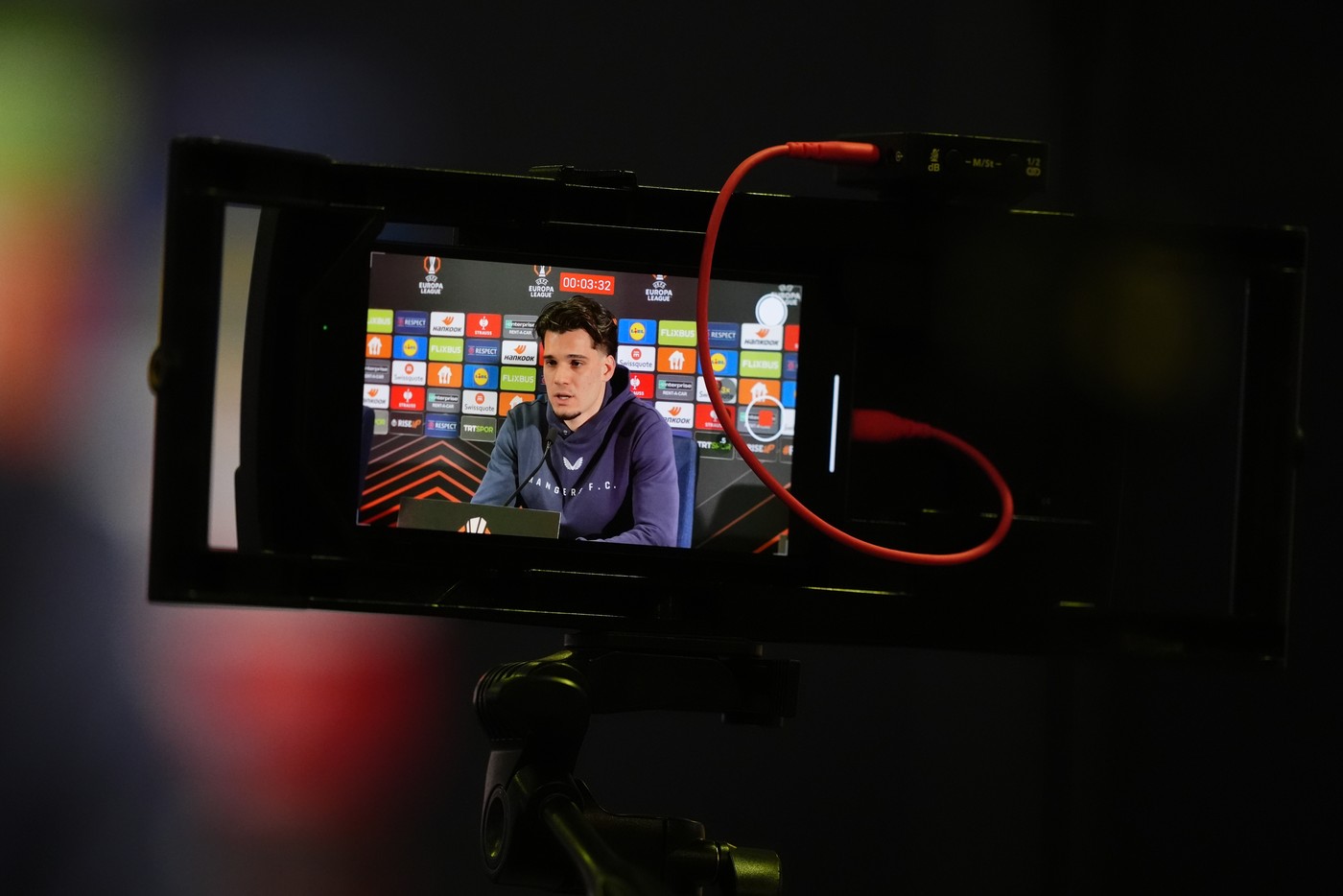 Ianis Hagi s-a răzgândit, pe ultima sută de metri. I-au pus banii pe masă și l-au convins