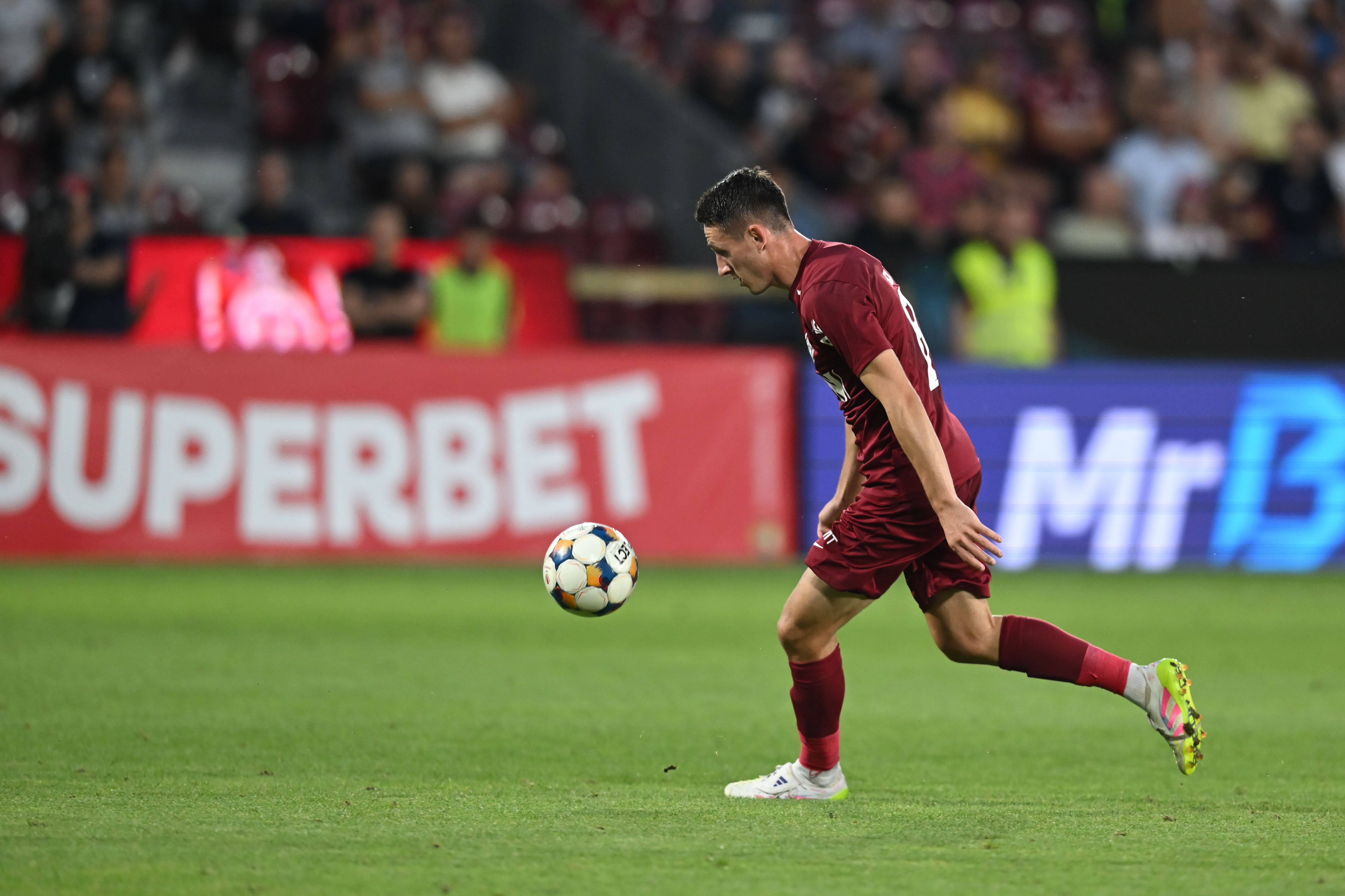 Transferul lui Alin Fică la Rapid a picat pentru 1.000 de euro!