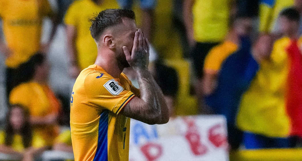 Ce lovitură! UEFA a anunțat câte etape de suspendare a primit Denis Drăguș, după eliminarea din meciul cu Bosnia