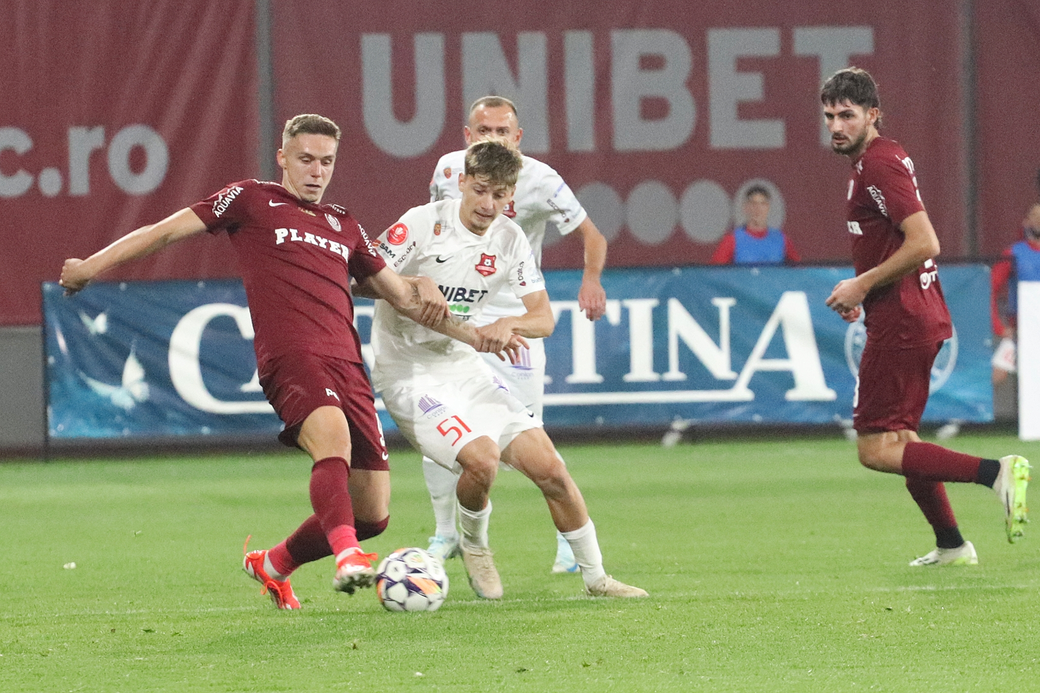 Povestea neștiută a jucătorului pe care Arsenal l-a luat din România la 13 ani. Azi a ajuns un om important în SuperLigă