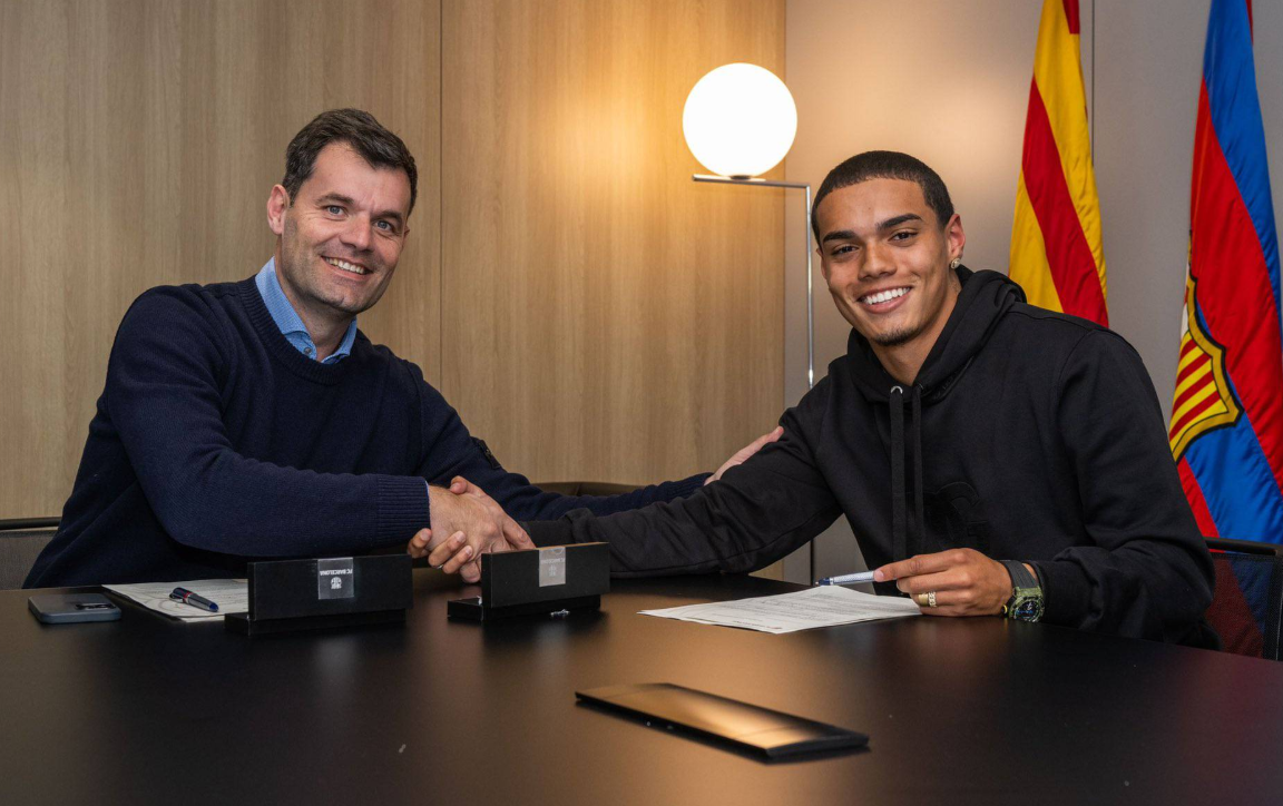 Au bătut palma cu fiul lui Ronaldinho! Unde semnează la 20 de ani