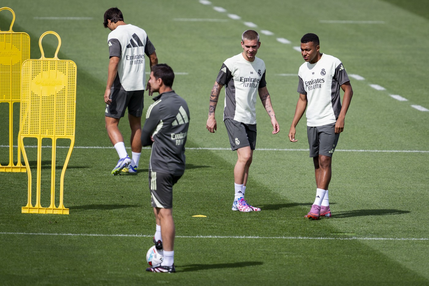 "La revedere!" Xabi Alonso n-a stat la discuții: a dat un nume "greu" afară din antrenament