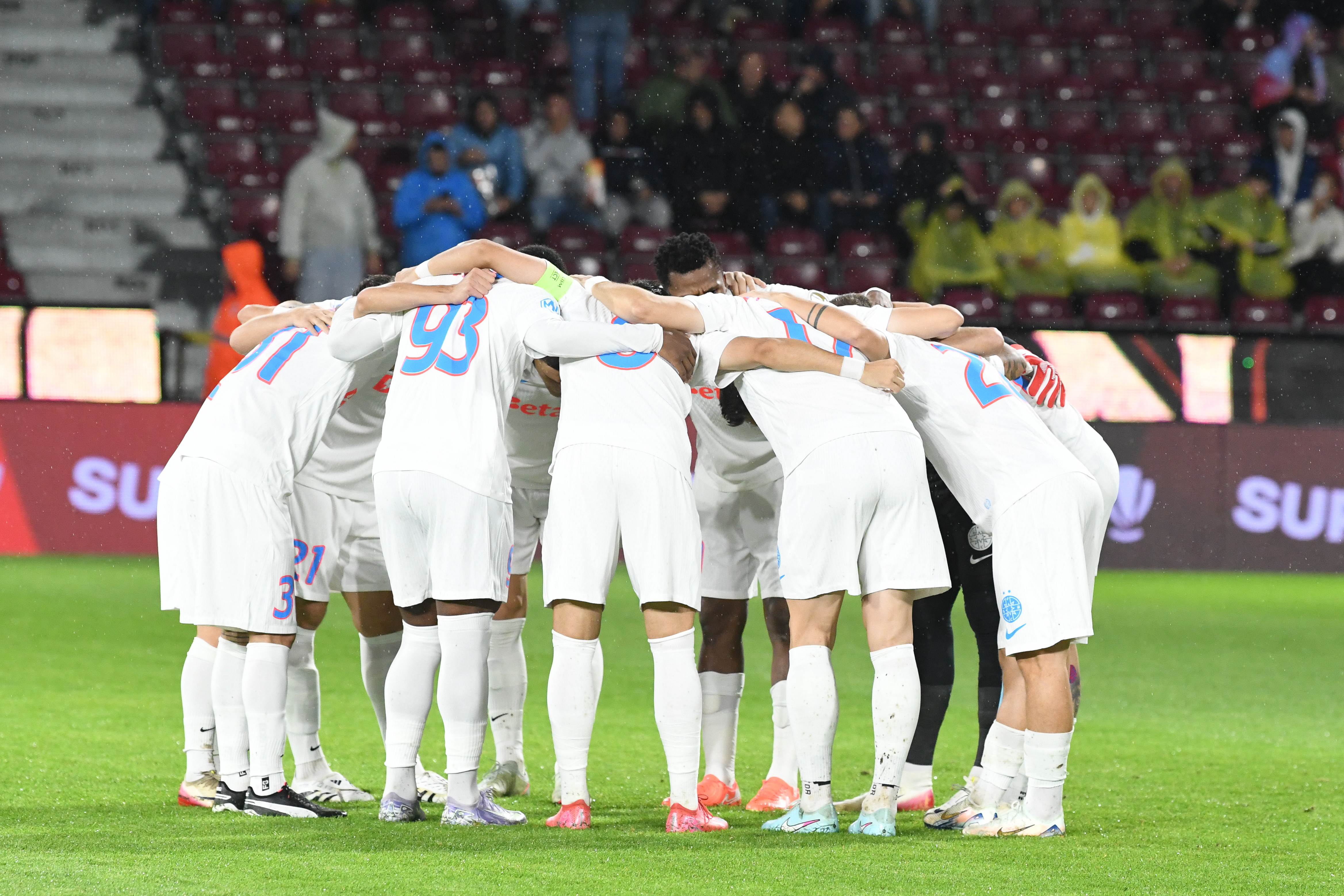 Echipele de start la Csikszereda - FCSB: surpriză la ”Roș-Albaștri”