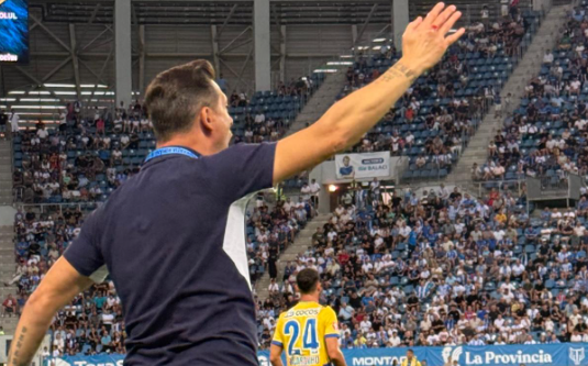 Neverosimil: Rădoi a strigat la Baiaram să iasă de pe teren, la 25 de minute de când îl aruncase în luptă!