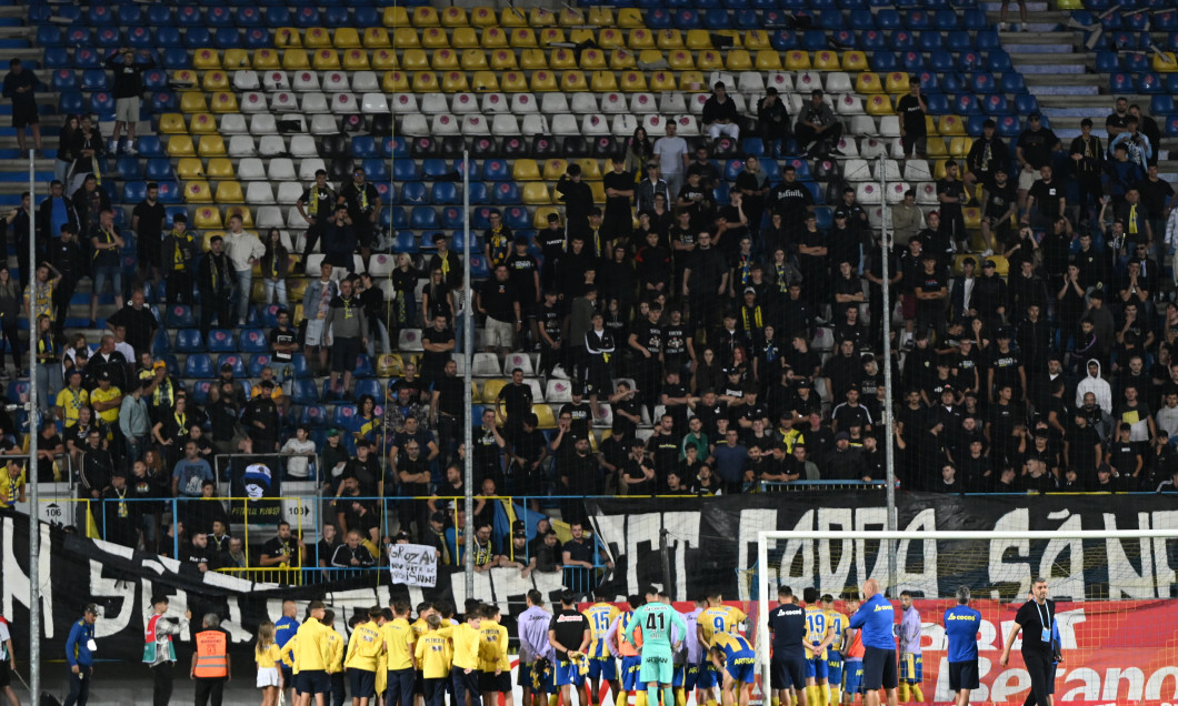 FOTBAL:PETROLUL PLOIESTI-DINAMO BUCURESTI, SUPERLIGA SUPERBET (15.09.2025)