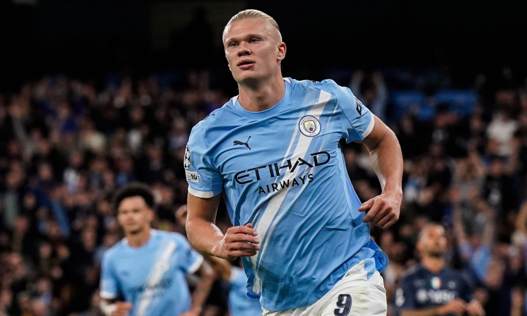 Manchester, England, 18th September 2025. Erling Haaland of Manchester City celebrates his goal to make it 1-0 during the Manchester City vs Napoli UEFA Champions League match at the Etihad Stadium, Manchester. Picture credit should read: Andrew Yates / S