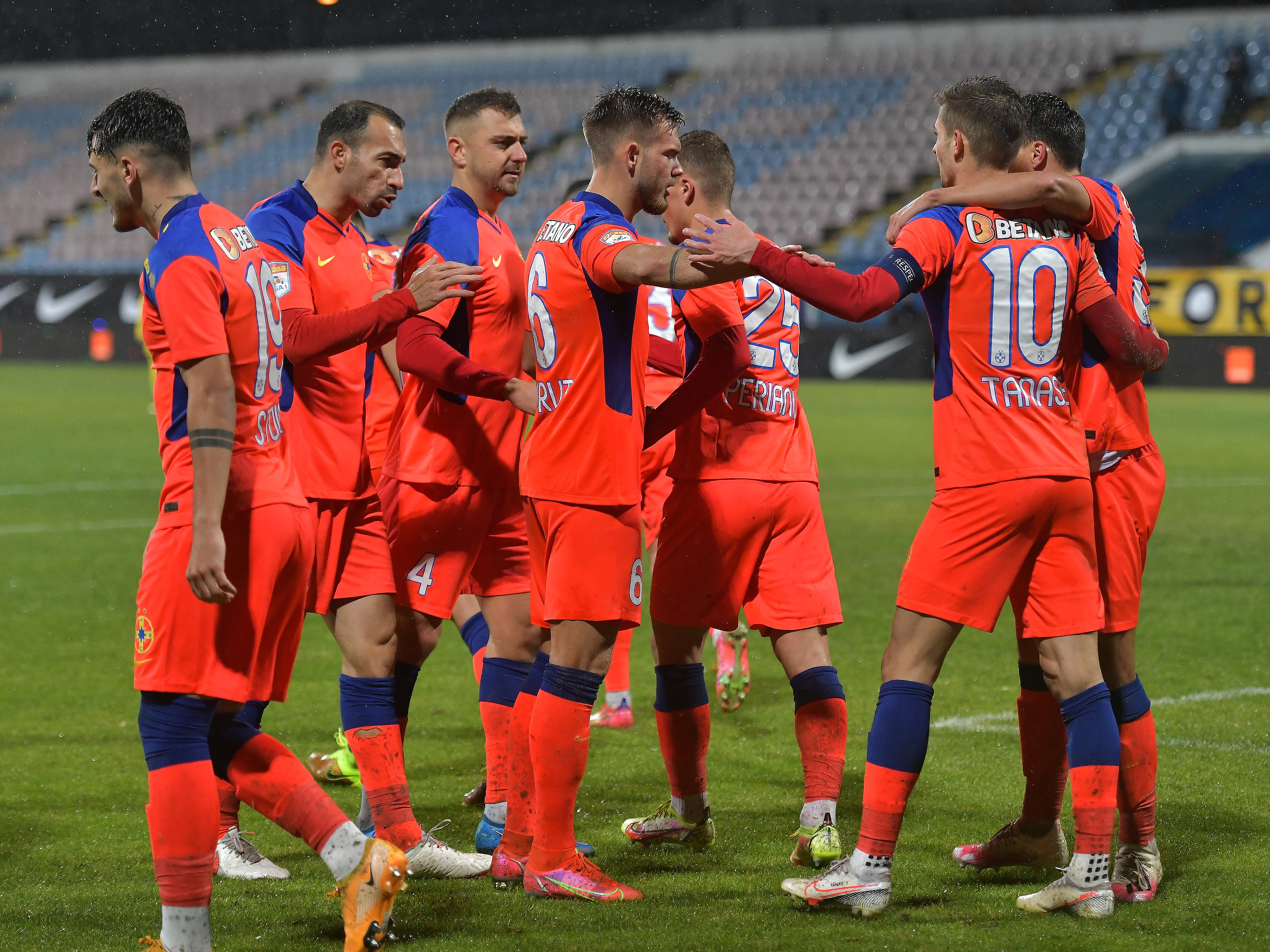 A picat pentru 50.000 de euro! Fostul jucător de la FCSB își dăduse acordul să ajungă la Dinamo