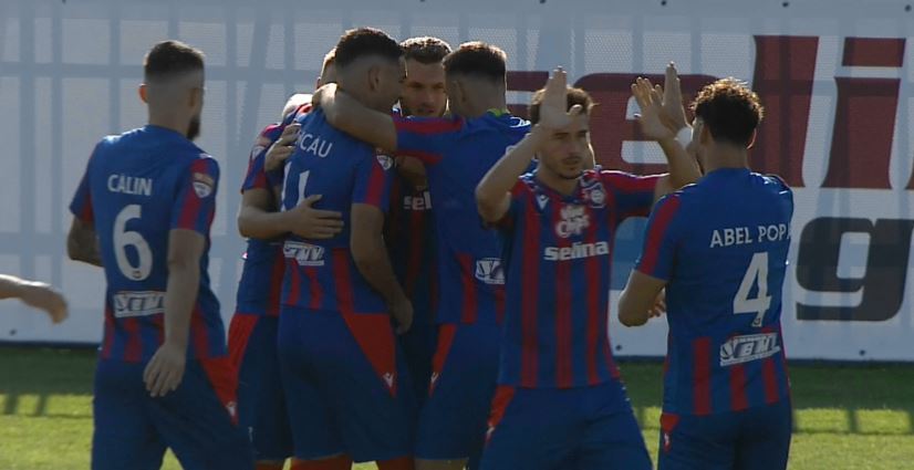 FC Bihor - FC Bacău 2-0. Bihorenii au devenit lideri în Liga 2