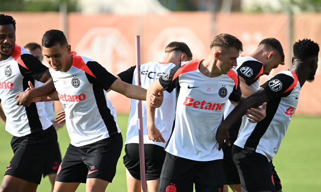 FOTBAL:ANTRENAMENT FCSB MECI KF SHKENDIJA, PRELIMINARIILE LIGII CAMPIONILOR (29.07.2025)