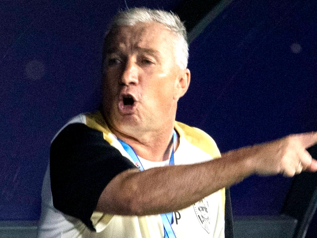 Dan Petrescu i-a refuzat! Apoi s-au petrecut lucruri neașteptate la club