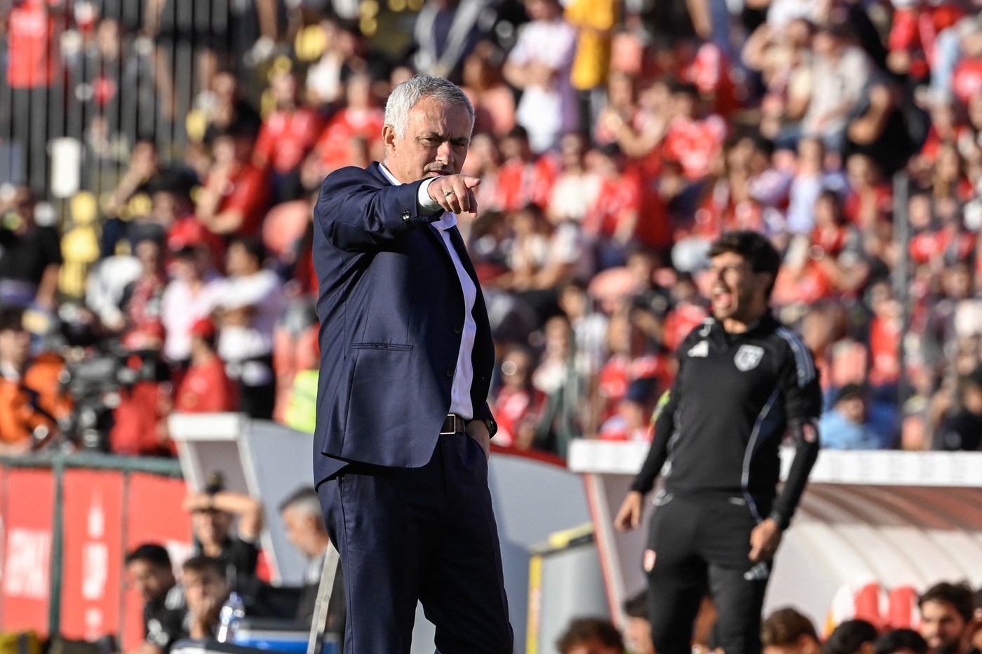 Jose Mourinho i-a lăsat ”cu gura căscată” pe portughezi, după ce a fost angajat de Benfica