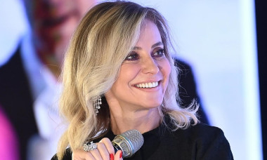 diana-sucu-microfon