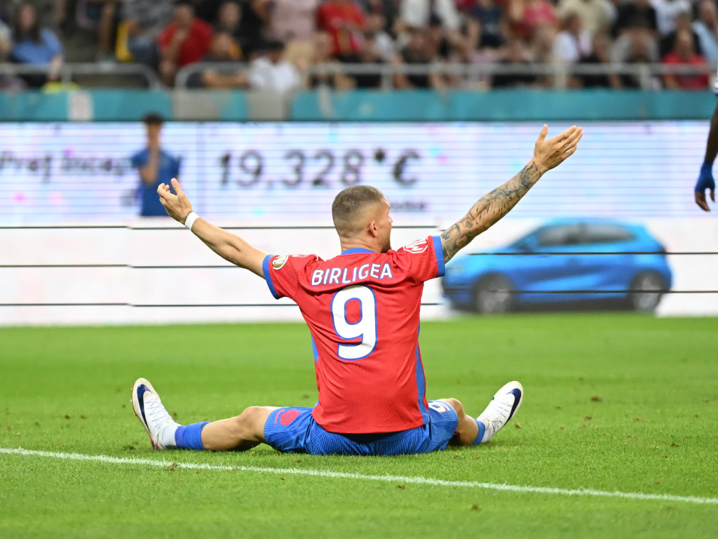 Greșeală cu repetiție! Câte meciuri a terminat FCSB cu om eliminat în acest sezon