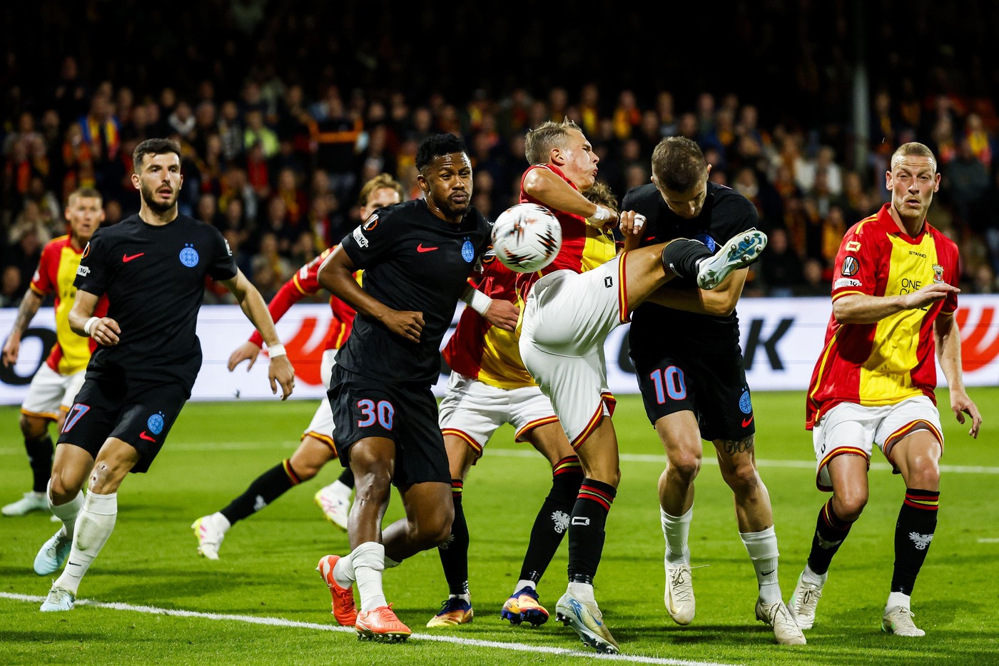 Banii câștigați de FCSB, după 1-0 cu Go Ahead Eagles