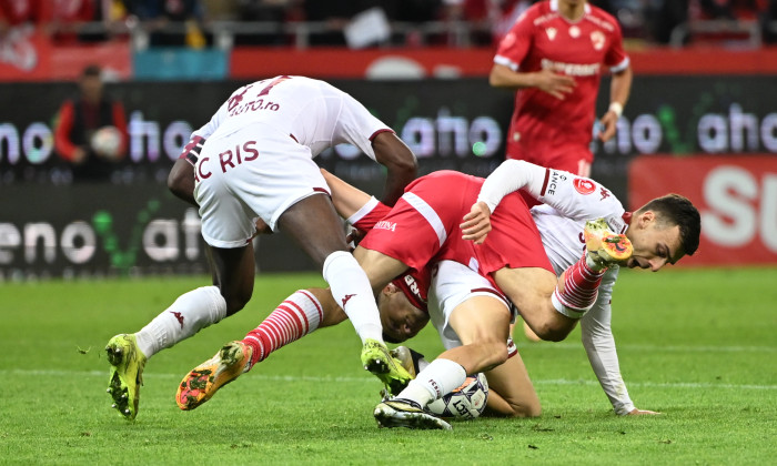 FOTBAL:DINAMO BUCURESTI-RAPID BUCURESTI, PLAY OFF SUPERLIGA SUPERBET (12.05.2025)