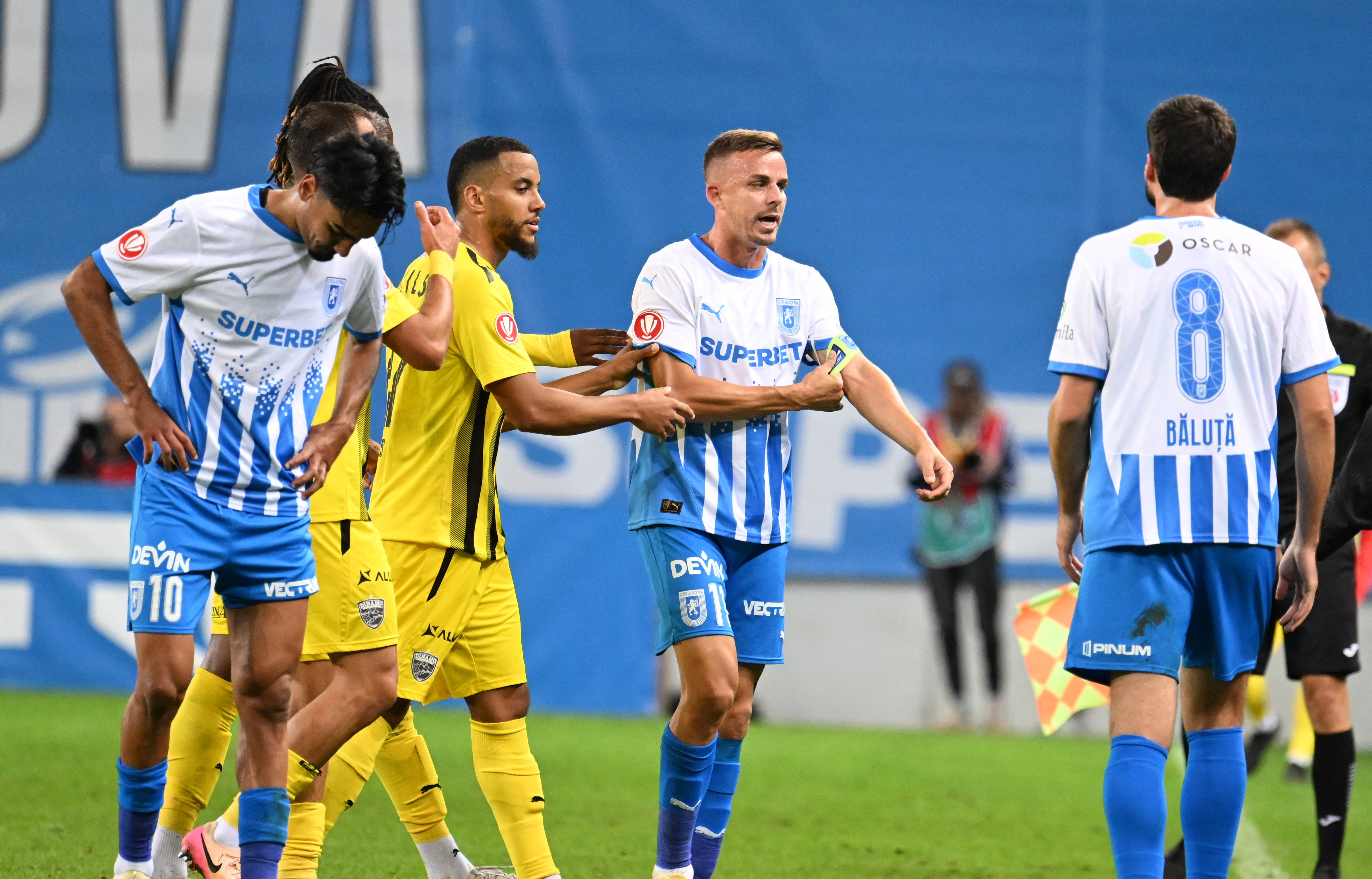 Dinamo - Young Boys 2-0 / Universitatea Craiova - Konyaspor 1-0. Primele victorii pentru ”Câini” și olteni în 2026