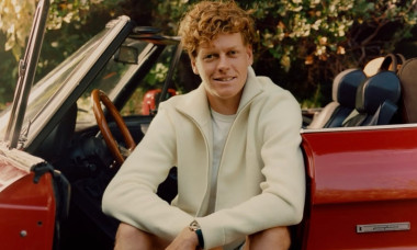 janniksin_1758640725_3728071074912154228_4569066793