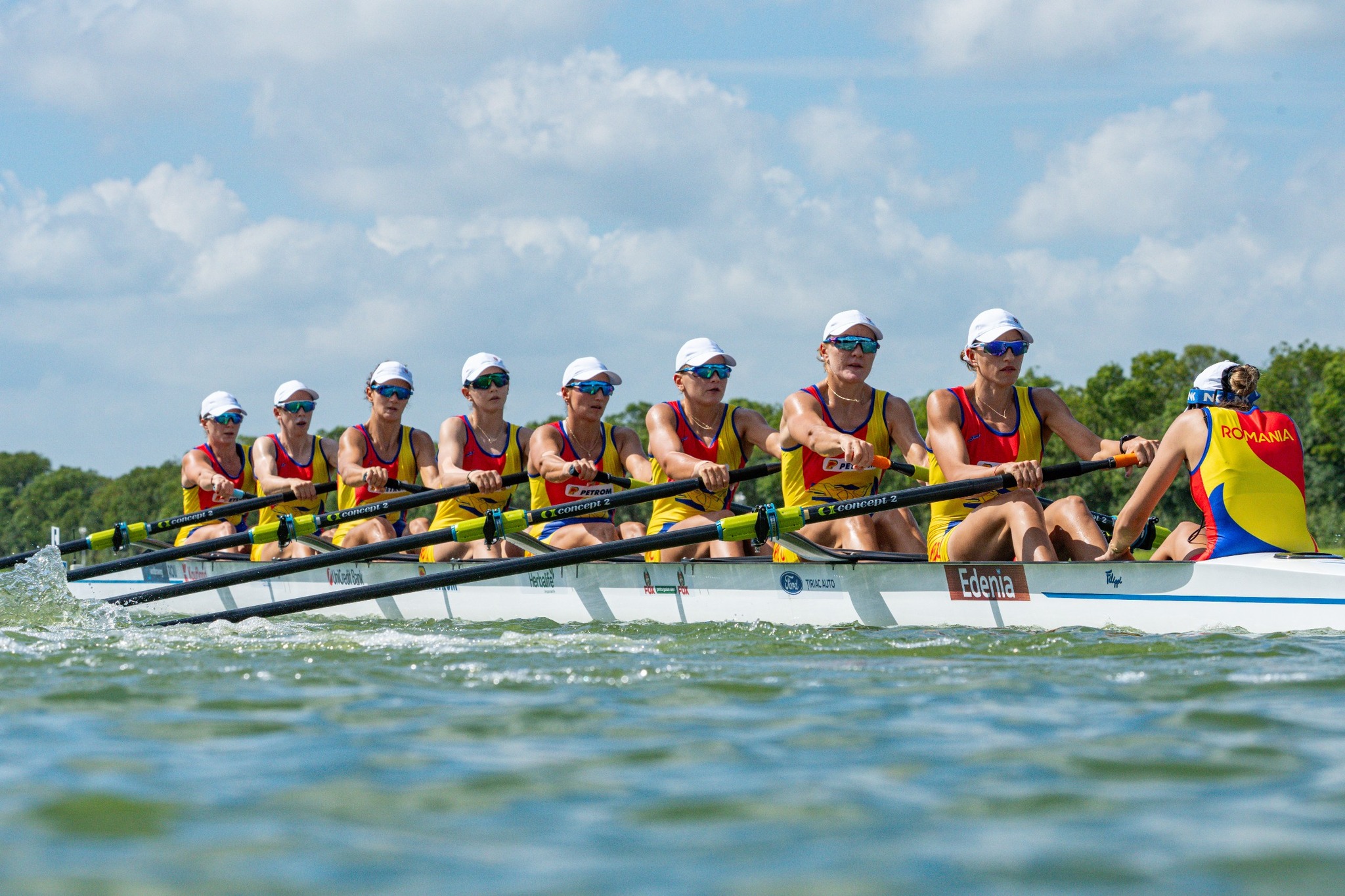 O nouă medalie pentru România la Campiondatele Mondiale de Canotaj! Argint câștigat de echipajul de 8+1 feminin