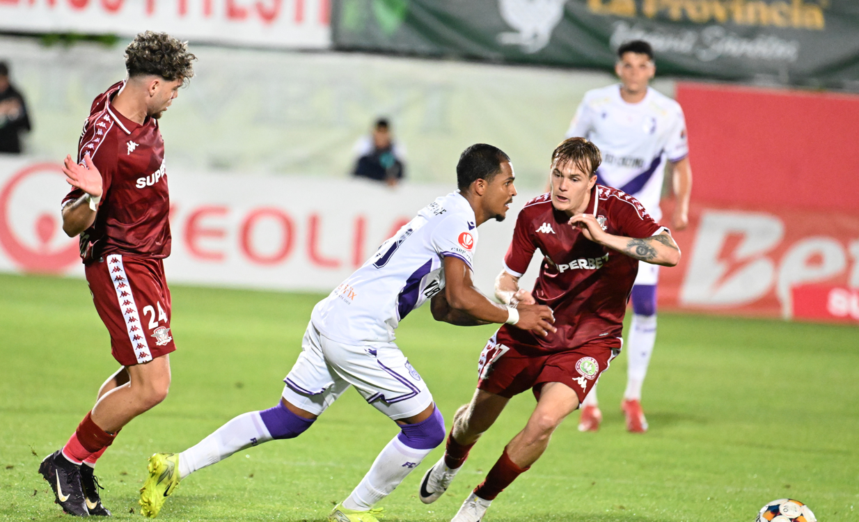 Fotbalistul care a ”vrăjit” SuperLiga: ”E senzațional! Sunt rari jucătorii ca el”. Pleacă după doar câteva luni?