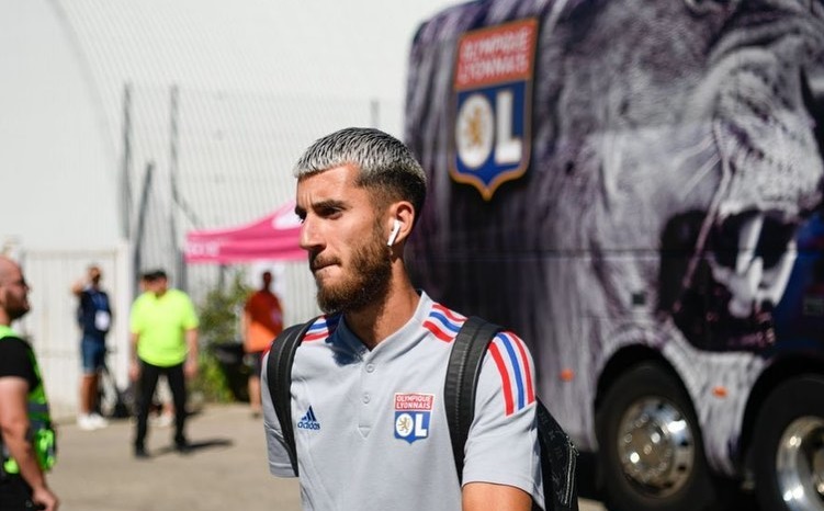 Lansat de Olympique Lyon, a semnat în România! Nimeni nu se aștepta la așa ceva