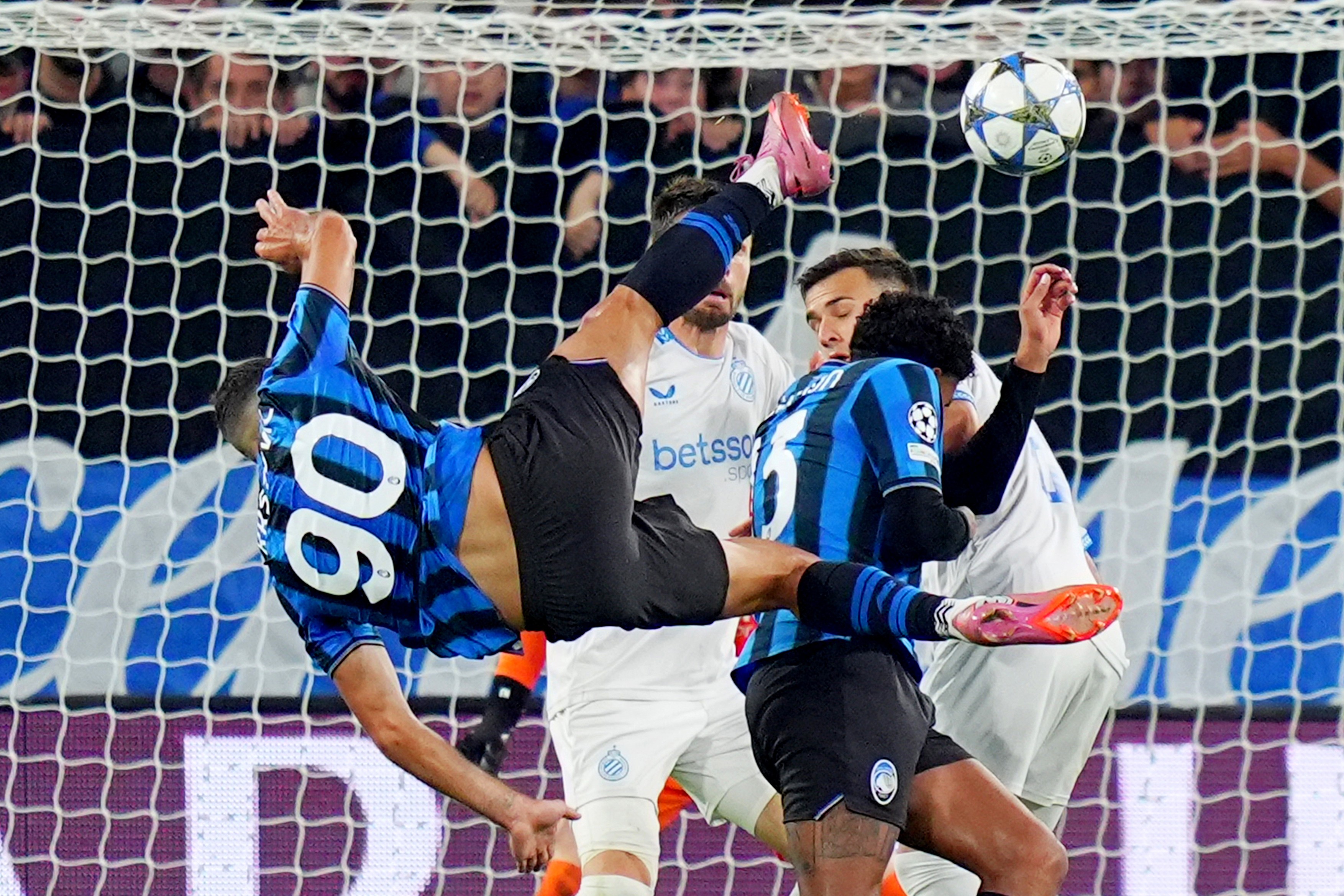 Atalanta - Club Brugge 2-1. Trupa din Bergamo a făcut ”remontada”!