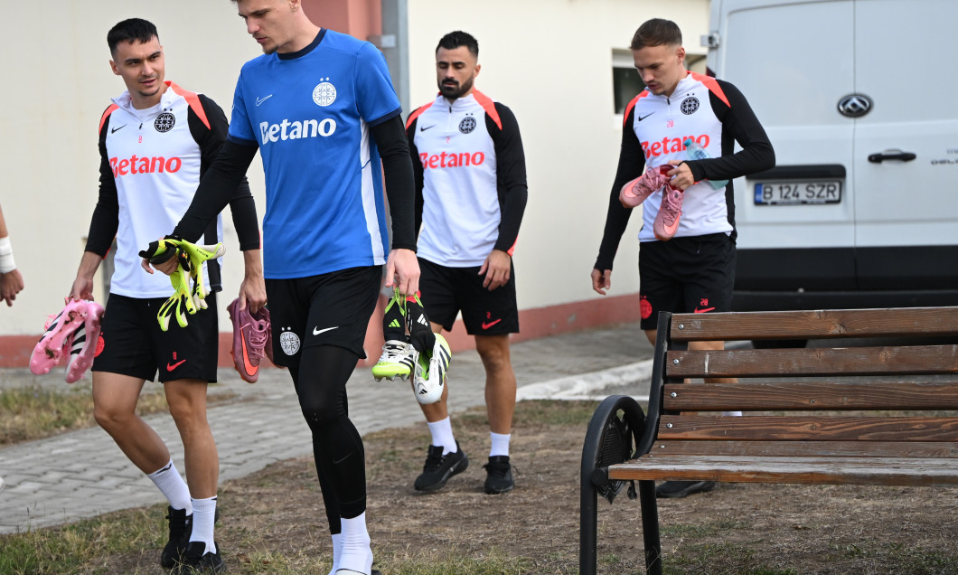 FOTBAL:ANTRENAMENT FCSB MECI YOUNG BOYS BERNA, UEFA EUROPA LEAGUE (1.10.2025)