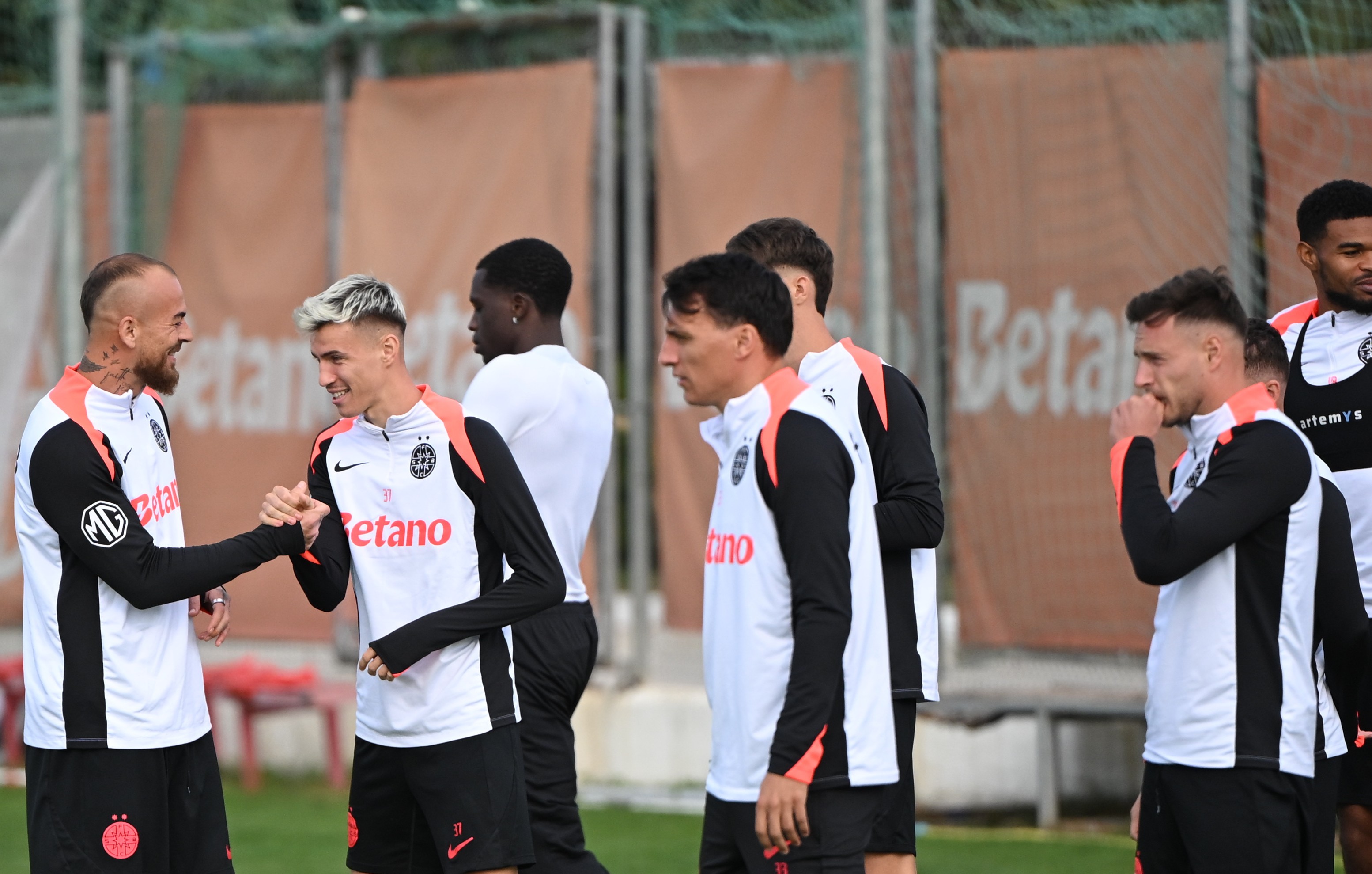 Antrenorul lui Young Boys, impresionat de un jucător de la FCSB! De 3 meciuri a fost ”uitat” pe bancă