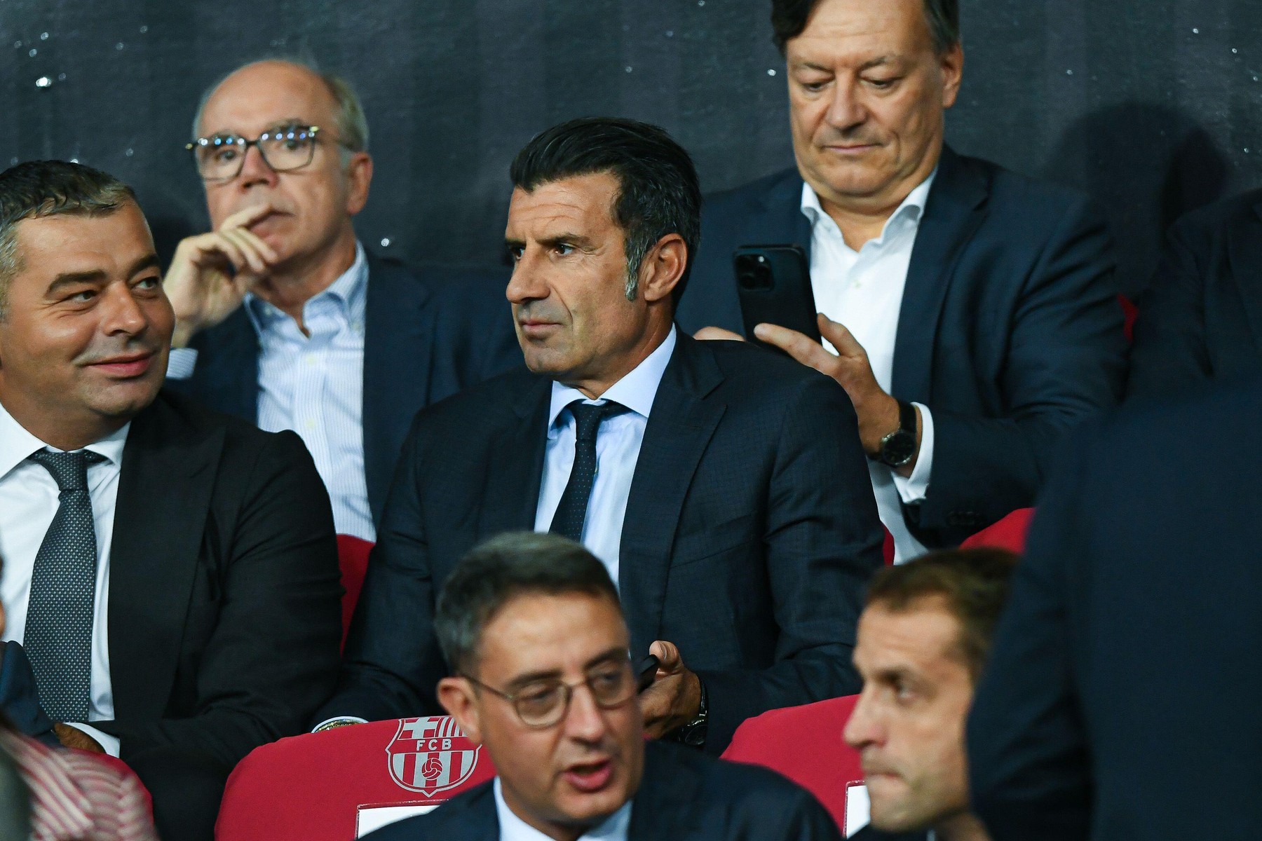 Imagine Stire Luis Figo îi avertizează pe cei de la Real Madrid, după bătaia dintre Valverde și Tchouameni: Nu va fi ultima dată | 2review.ro