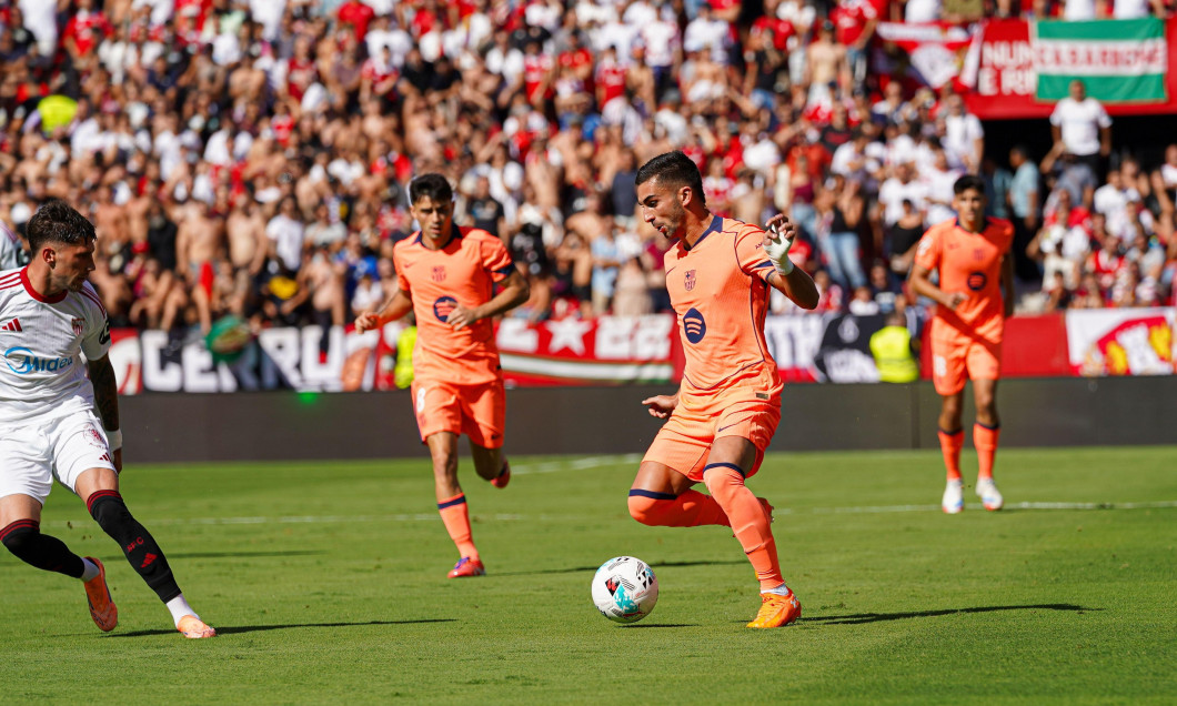 Seville, Spain. 5 october, 2025. Ferran Torres (FC Barcelona) during LaLiga match between Sevilla FC and FC Barcelona, at Sanchez Pizjuan. Credit: Fernando Vazquez / Alamy Live News