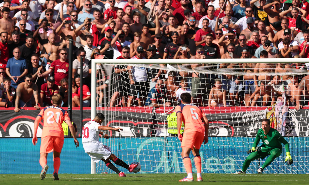 Sevilla FC v FC Barcelona - LaLiga EA Sports