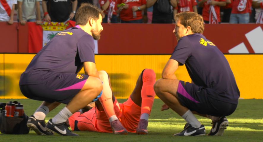 Lovitură pentru Barcelona! ”S-a rupt” și s-a întins pe gazon imediat după 1-4 cu Sevilla