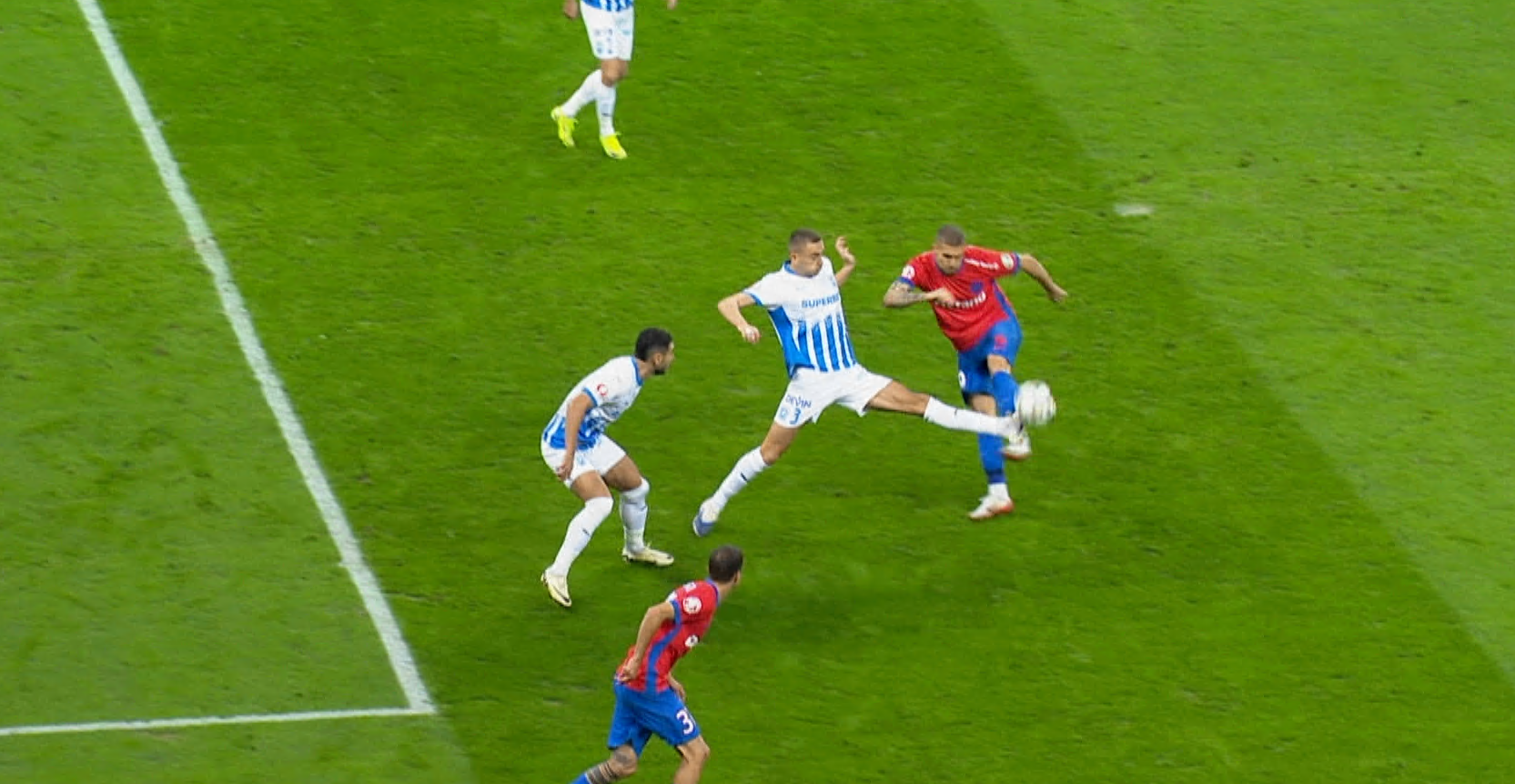 FCSB - Universitatea Craiova 0-0, ACUM, DGS 1. Penalty anulat la VAR pentru gazde! Ocazii la ambele porți