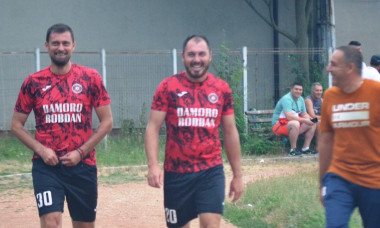 558907184_828058579879550_46096962482473300_n