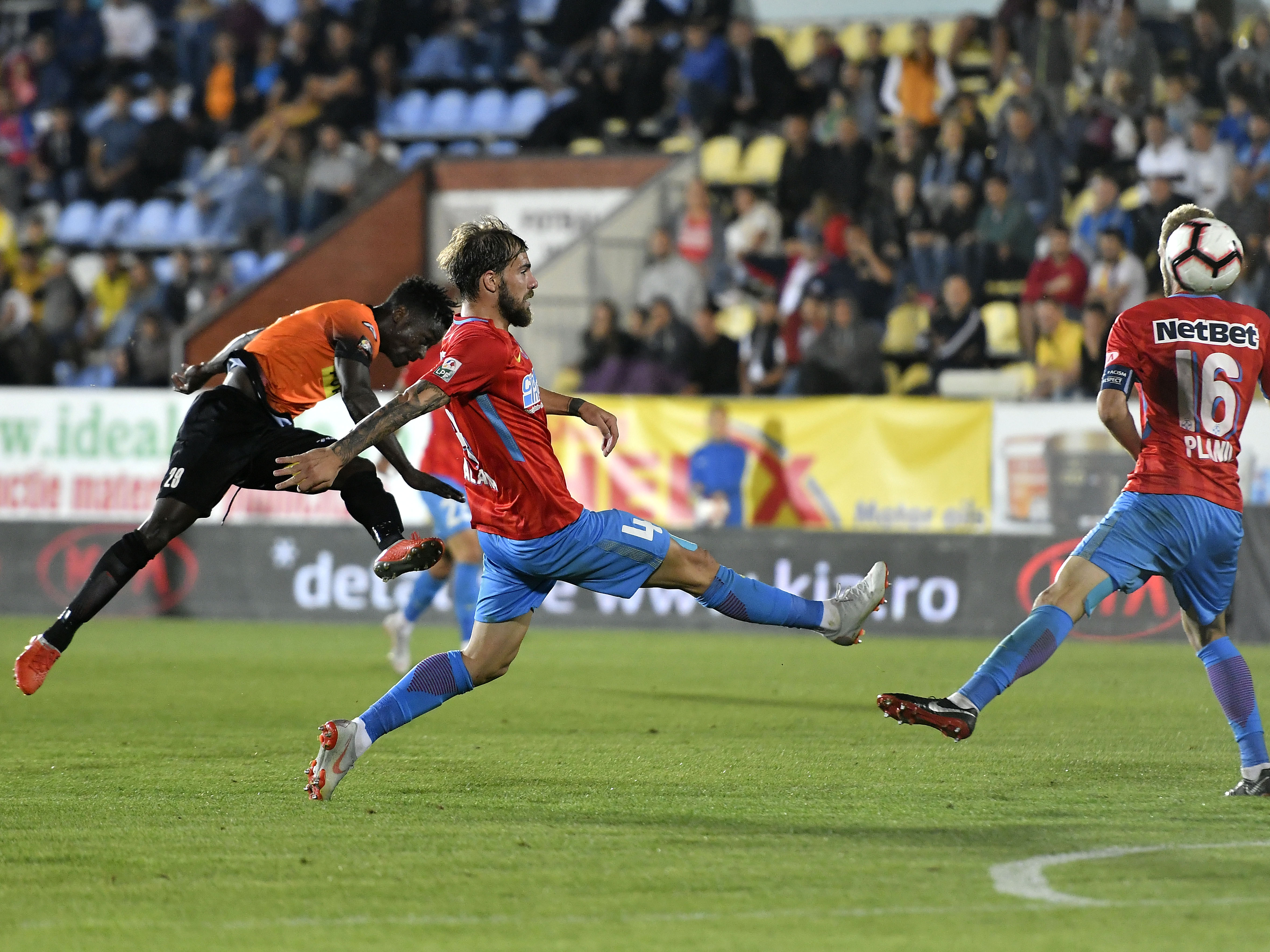 I-a dat gol lui FCSB și visa să-l ia Becali: "Sigur că vin, să mă sune!". Unde a ajuns să joace Mediop Ndiaye
