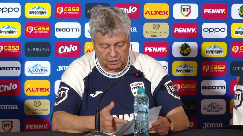 Moment cum rar se vede! Mircea Lucescu a venit cu foaia la conferință și a început să le citească numele