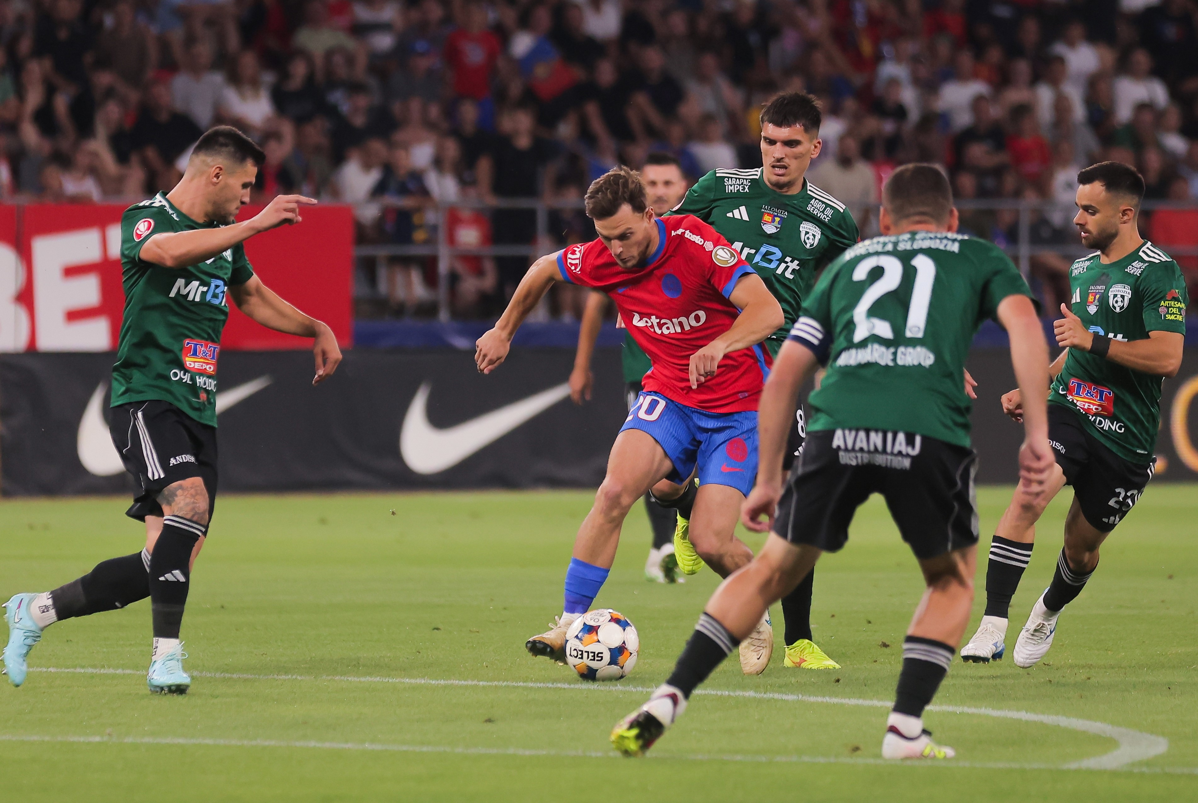 Dennis Politic, transformare radicală! Ce se întâmplă cu transferul-vedetă al FCSB la 4 luni după ce a venit de la Dinamo