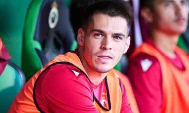 Daniel Paraschiv of Cultural y Deportiva Leonesa looks on during the LaLiga Hypermotion match between Real Racing Club and Cultural y Deportiva Leones