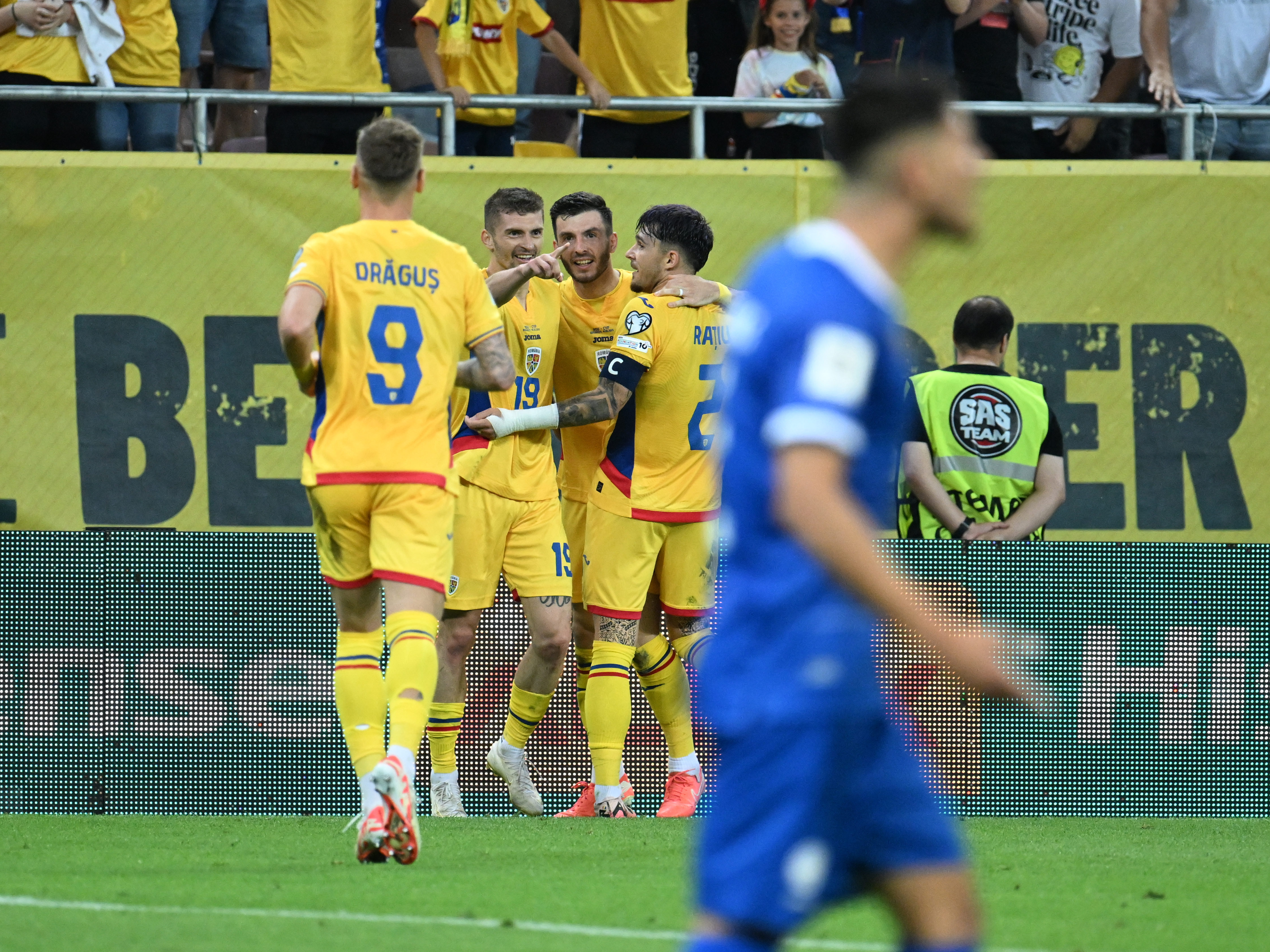 Mundo Deportivo n-are dubii: un român ”a renăscut și are șanse mari să fie viitorul fotbalist al Barcelonei”