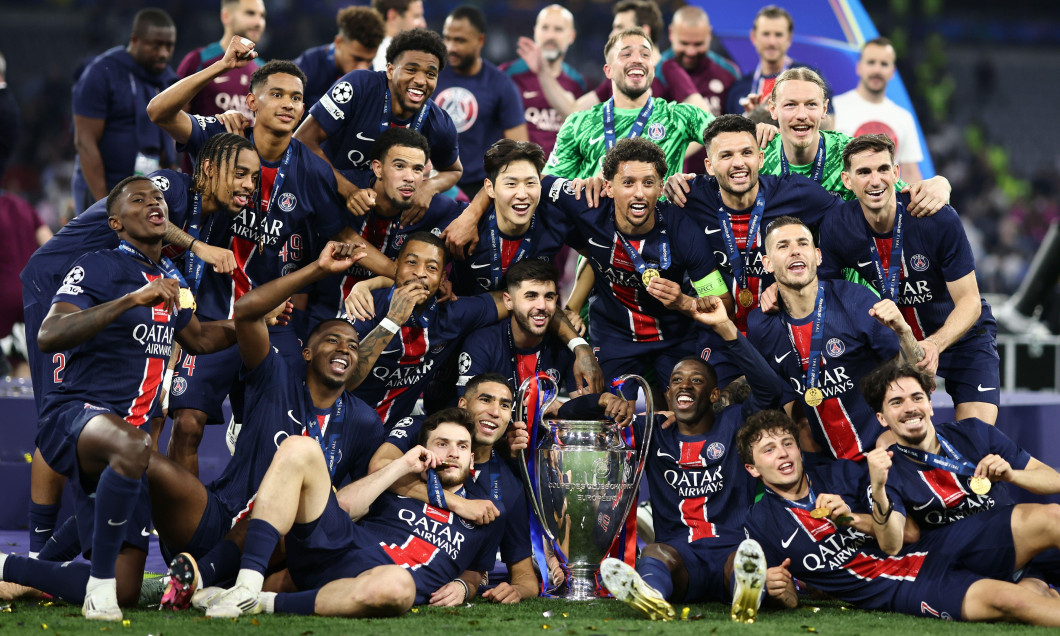 MUNICH, GERMANY - MAY 31: Paris Saint-Germain goalkeeper Gianluigi Donnarumma, Achraf Hakimi of Paris Saint-Germain, Presnel Kimpembe of Paris Saint-Germain, Marquinhos of Paris Saint-Germain, Khvicha Kvaratskhelia of Paris Saint-Germain, Fabian Ruiz of P